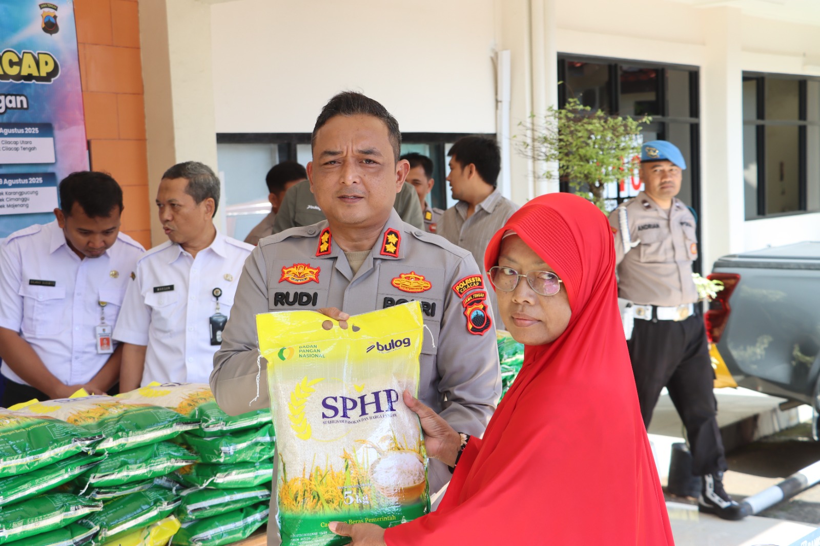 Toko Hermawati: Solusi Harian untuk Warga Cilacap